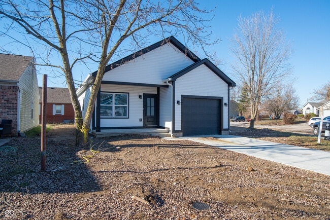 Foto del edificio - 3226 Keystone Lakes Way