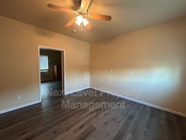 Foto del edificio - 1730 Montana Hwy 35