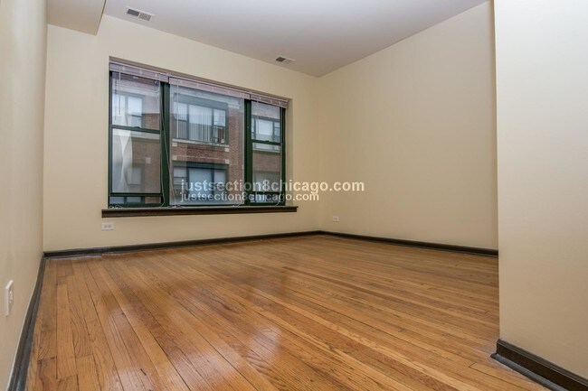 Foto del edificio - 6129 S Indiana Ave