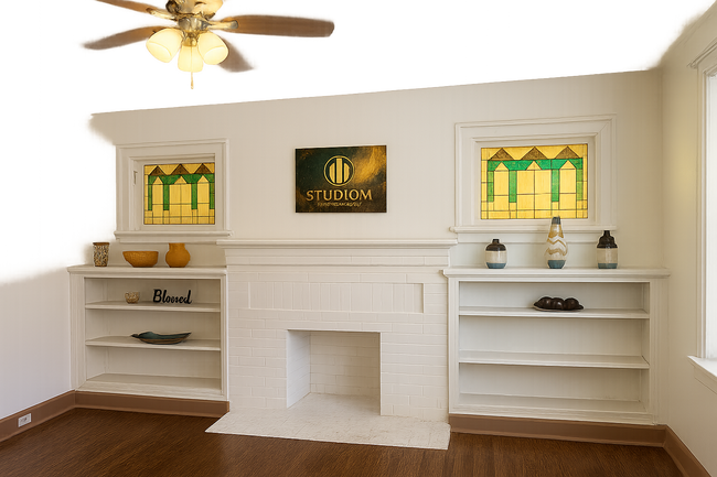 Living Room - 5155 Northland Ave