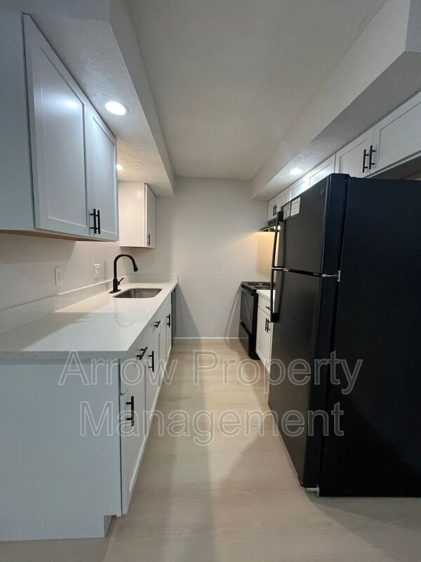 Foto del edificio - 3341 Holdrege St