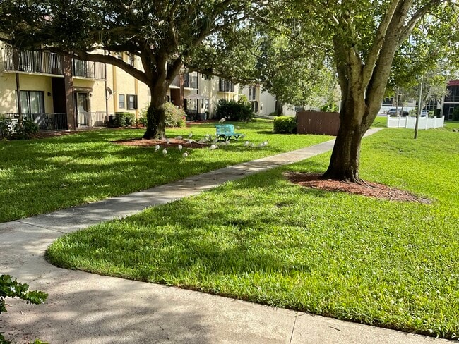 Building Photo - 2050 Oleander Blvd
