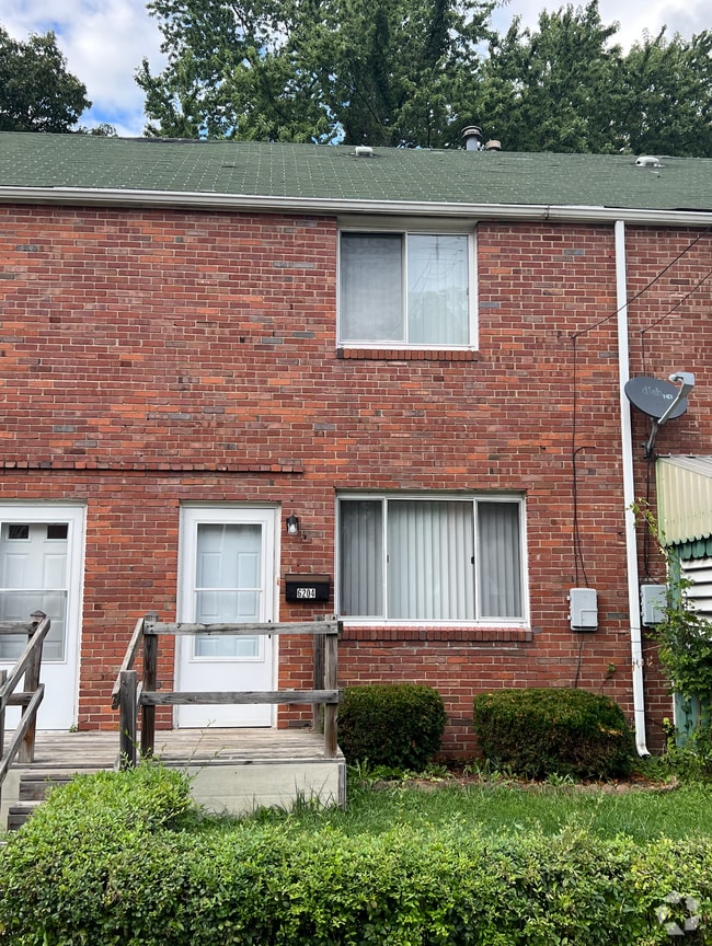 Fourth Town Clairton Apartments under 1,500 Clairton, PA 3 Rentals