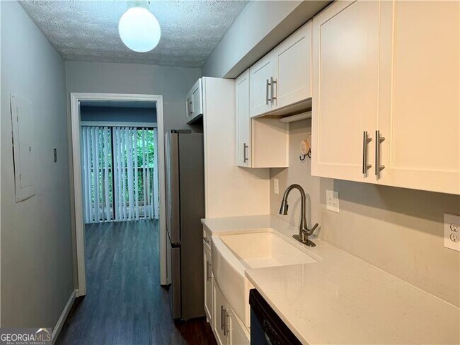 Foto del edificio - 1059 Mariners Dr