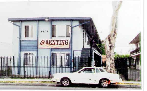 Primary Photo - 6909 S Main St