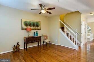 Building Photo - 8743 Stonehouse Dr