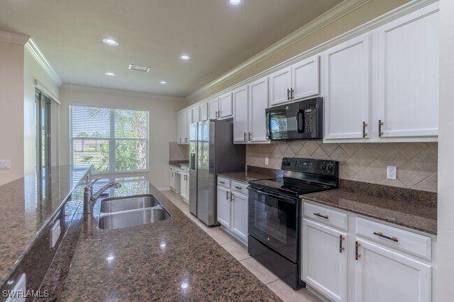 Building Photo - 8887 Ravello Ct