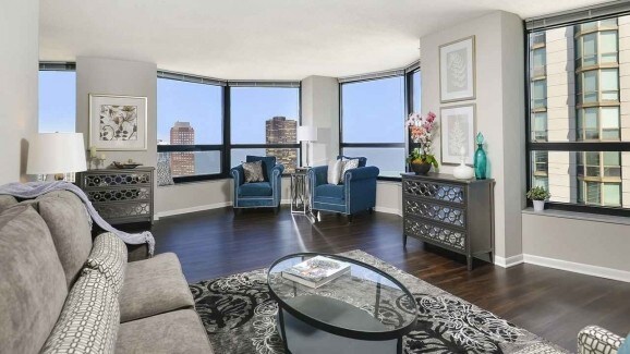 Foto del edificio - 190 N Harbor Dr