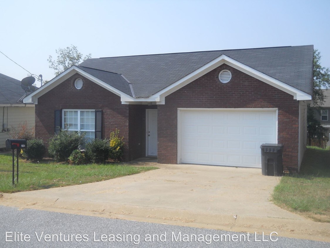 2205 Summerwind Dr, Phenix City, AL 36869 Condo for Rent in Phenix