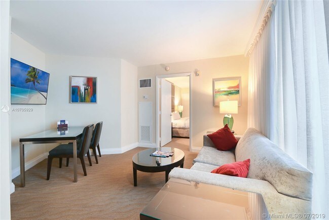 Foto del edificio - 2670 E Sunrise Blvd