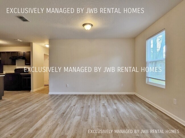 Building Photo - 4204 Katanga Dr N