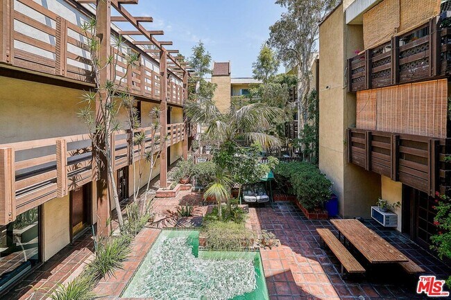 Foto del edificio - 320 S Ardmore Ave