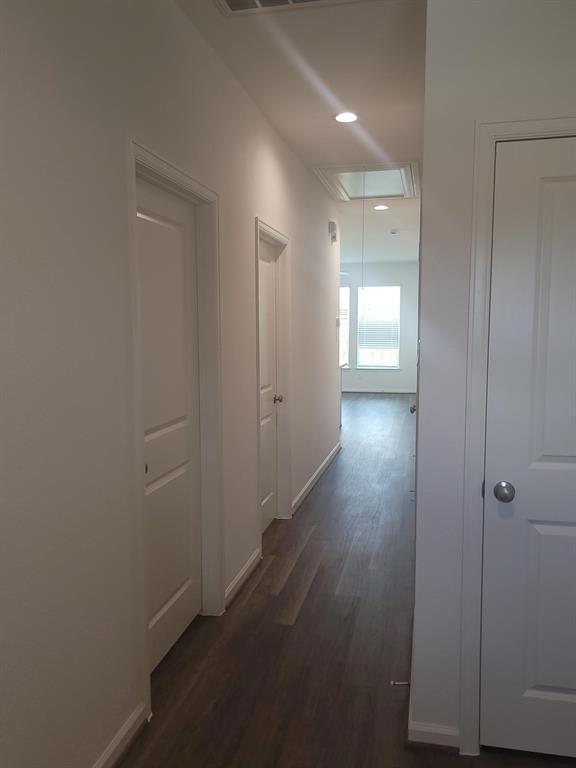 Foto del edificio - 923 Tillman Ln