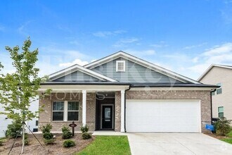 Building Photo - 660 Valdosta Dr