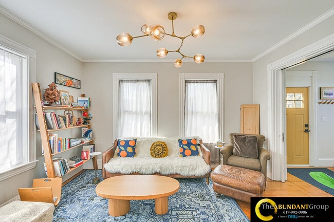 Foto del edificio - 44 Cottage St