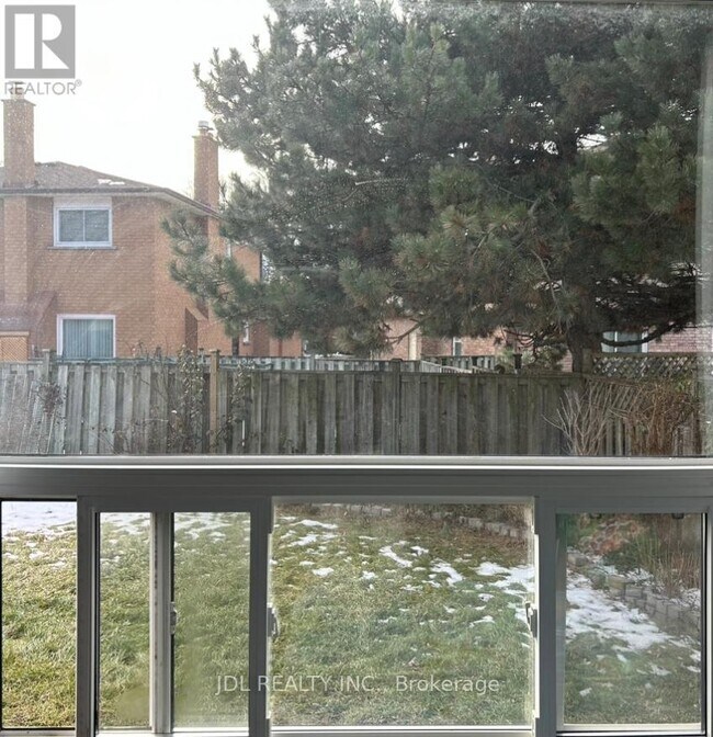 Photo du bâtiment - 101 Summerdale Dr