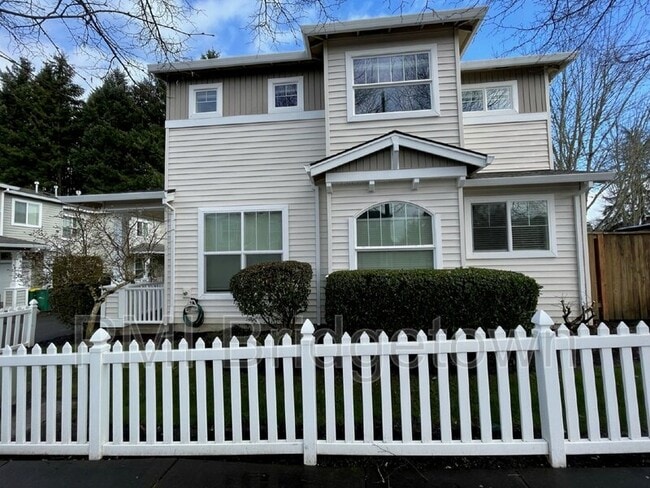 Building Photo - 6252 SW 182nd Ter
