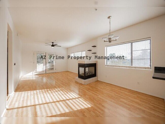 Foto del edificio - 4200 N 82nd St