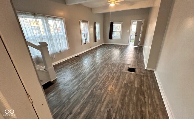 Foto del edificio - 110 N Grant Ave