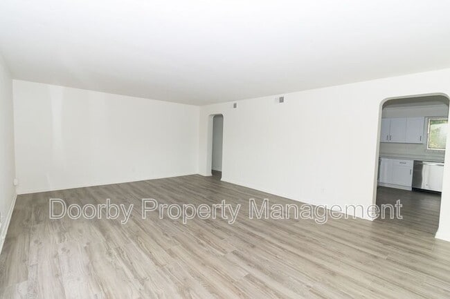 Foto del edificio - 513 Donaldson Rd