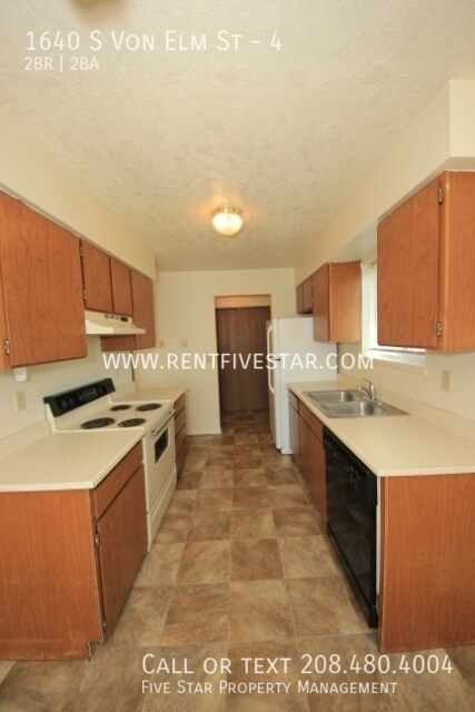 Building Photo - Beautiful 2 Bedroom, 2 Bathroom Apartment ...