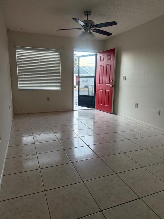 Foto del edificio - 22 Lake Villa Way