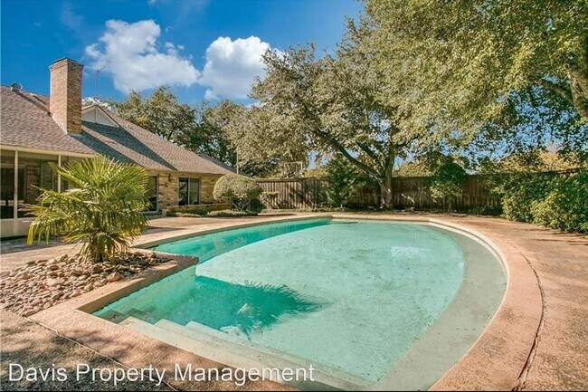 Foto del edificio - 4 br, 4.5 bath House - 5111 TANBARK RD