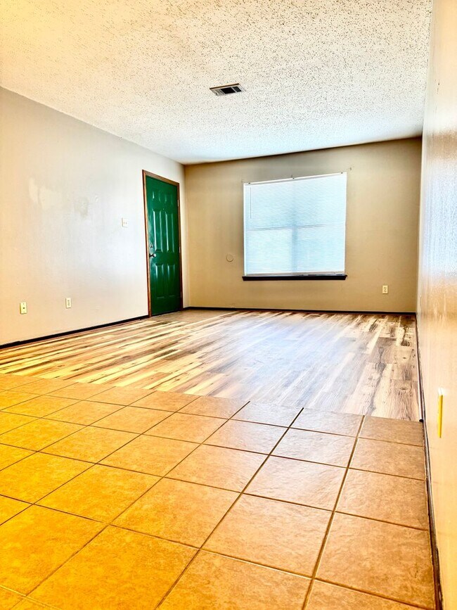 Foto del edificio - Oakview Condos