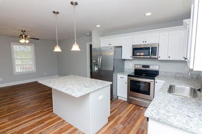 Foto del edificio - 3116 Edgemont Dr