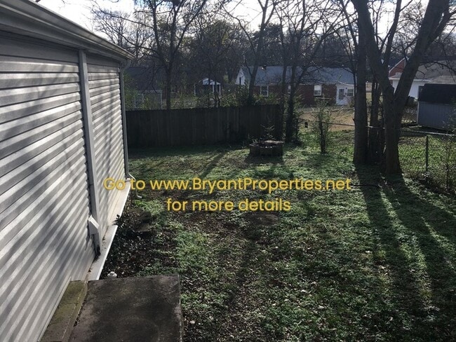 Building Photo - 732 Yowell Ave