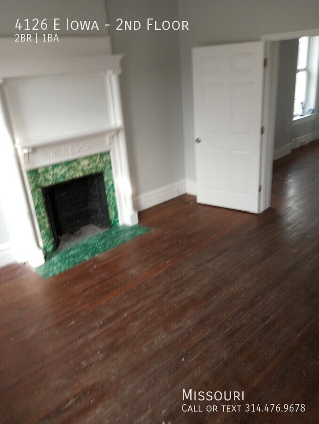 Building Photo - 4126 E Iowa-2nd Floor