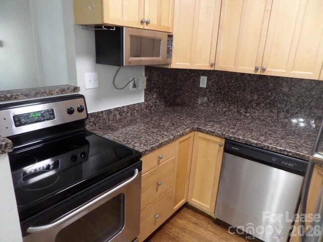 Building Photo - 4335 Hathaway St