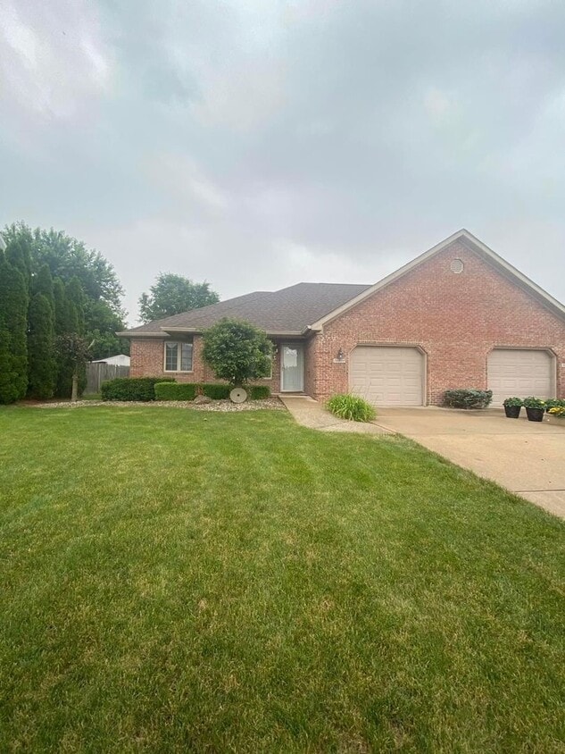 Primary Photo - 14209 W Katriene Dr
