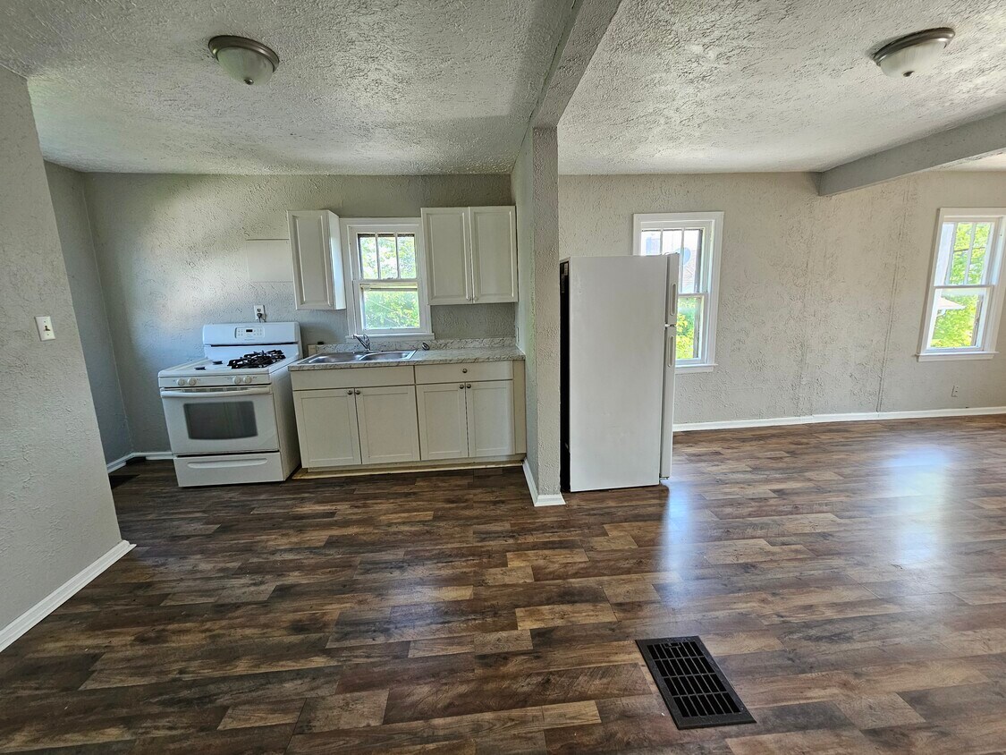 Foto principal - 622 E 29th St
