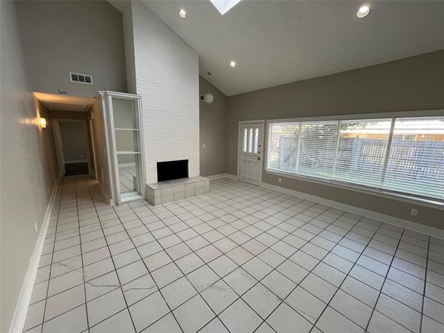 Building Photo - 415 Towne House Ln