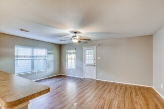 Building Photo - 12114 English Brook Cir