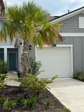 Building Photo - 48 Java Ln