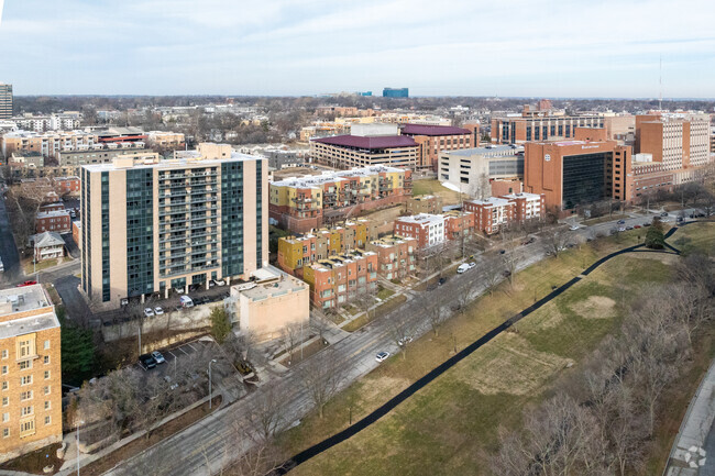 Terraza Mill Creek - Mill Creek Terrace