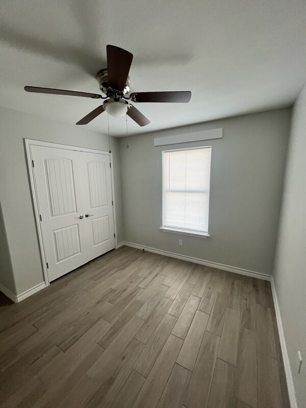 Foto del edificio - 1810 Atrium Pl Dr