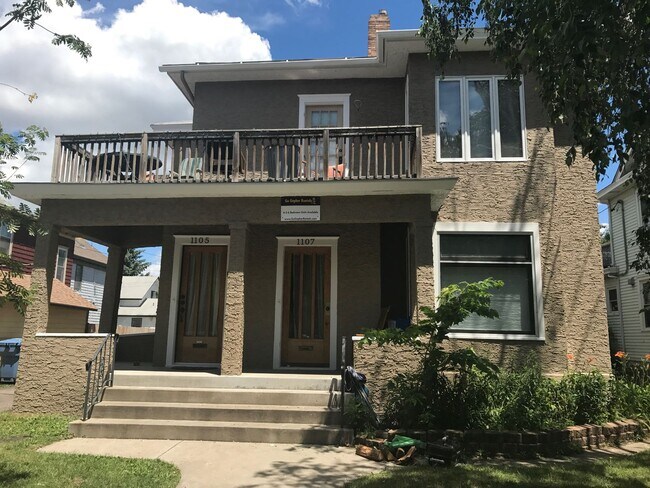 Foto del edificio - Duplex Near UMN