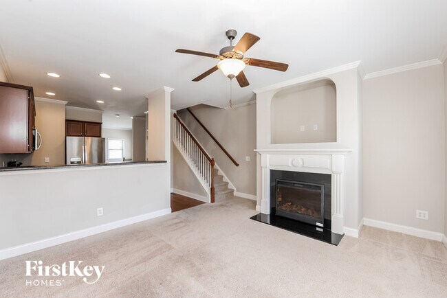 Foto del edificio - 2819 Hillside Way