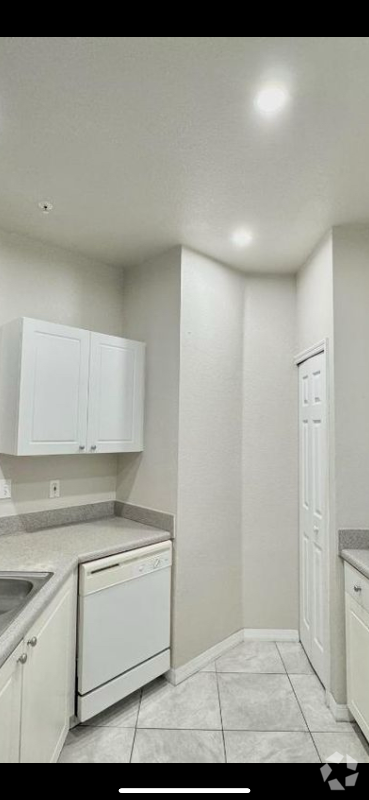 Building Photo - 5683 Star Rush Dr