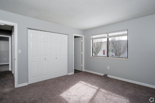 Foto del edificio - 168 Fox Hill Ln