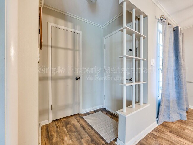 Foto del edificio - 3737 NW 17th St