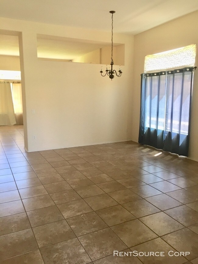 Foto del edificio - 36856 Calabar Ct