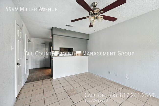 Foto del edificio - 4949 Miller Ave