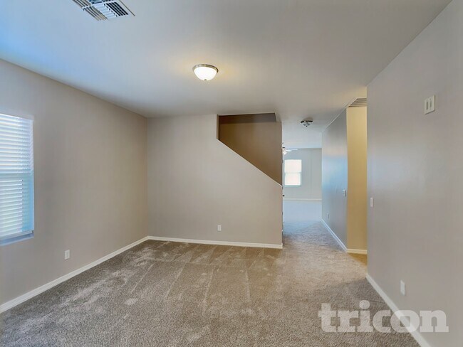Building Photo - 379 W Mammoth Cave Dr