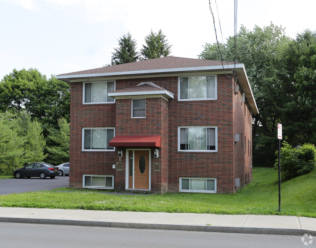 Building Photo - 59 McAlpin St