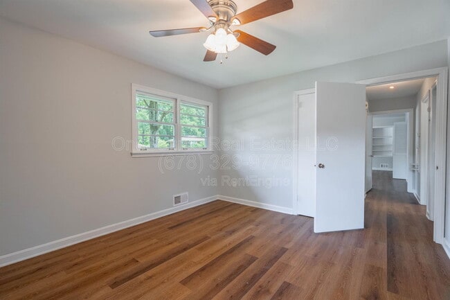 Building Photo - 1248 Cliffwood Dr