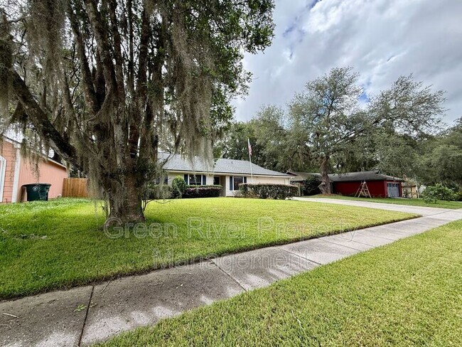Building Photo - 12955 Julington Ridge Dr E